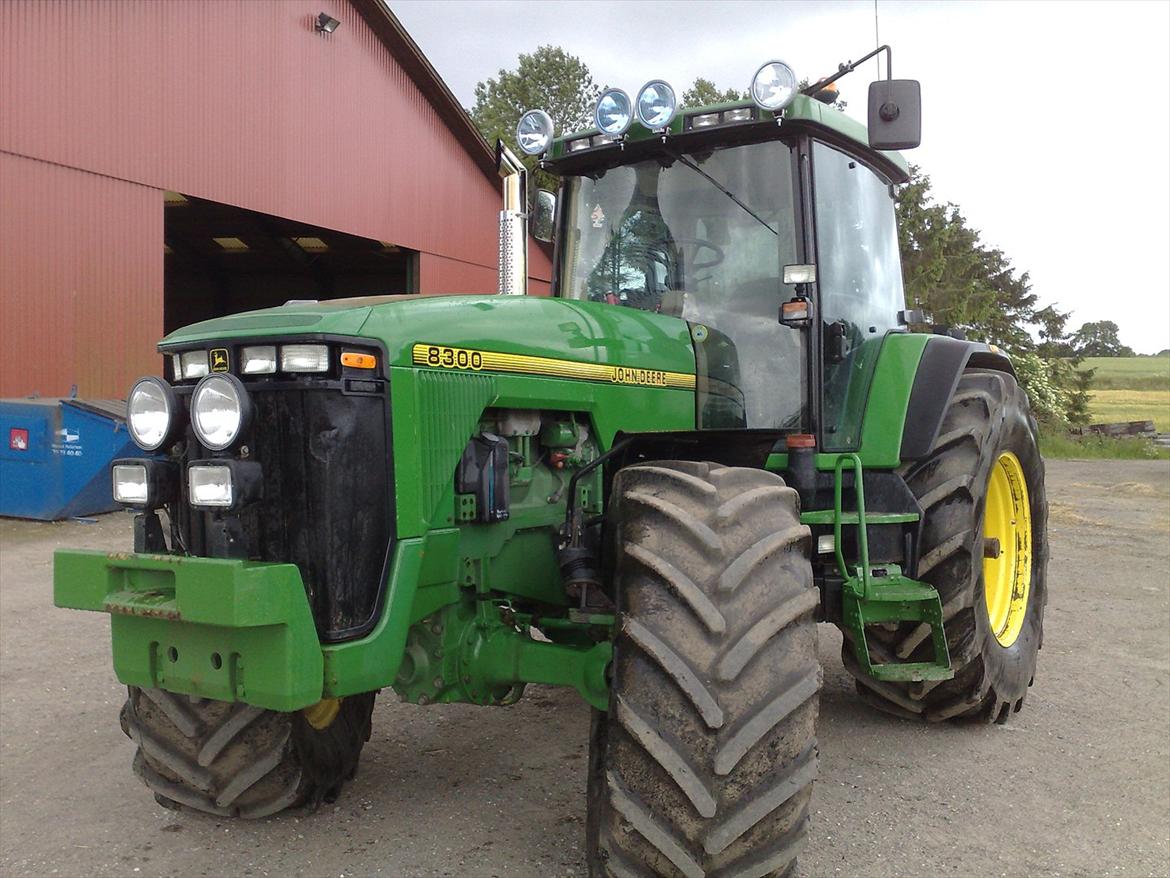 John Deere 8300 billede 6