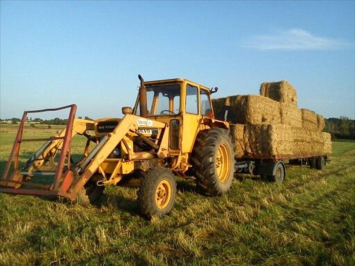 Volvo BM 650 Industrial SOLGT - Volvo Bm 650 Med Vogn Fuld Af MiniBig billede 1