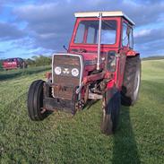 Massey Ferguson 240