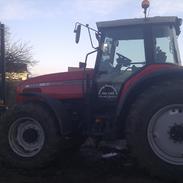 Massey Ferguson 8220