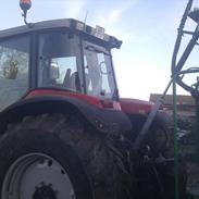 Massey Ferguson 8220