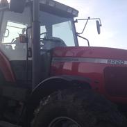 Massey Ferguson 8220