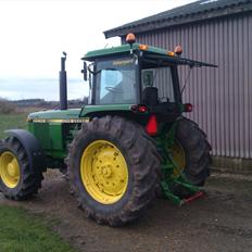 John Deere 4240S