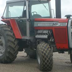 Massey Ferguson 2805