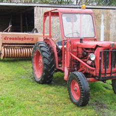 Volvo BM 400 Buster