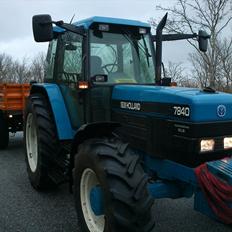 New Holland 7840 SLE