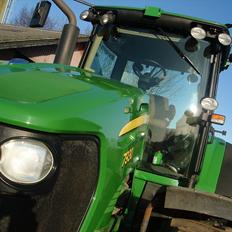 John Deere 7930