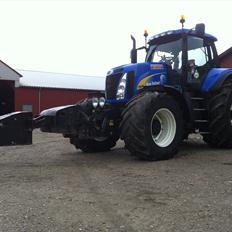 New Holland T 8050