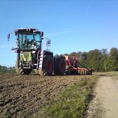 Claas xerion 3300