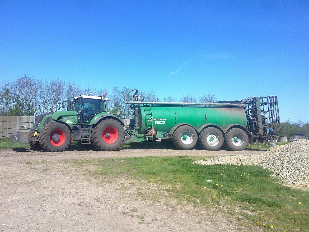 Fendt 933 Vario Profi - Det er sku et geil sæt.:)  billede 3