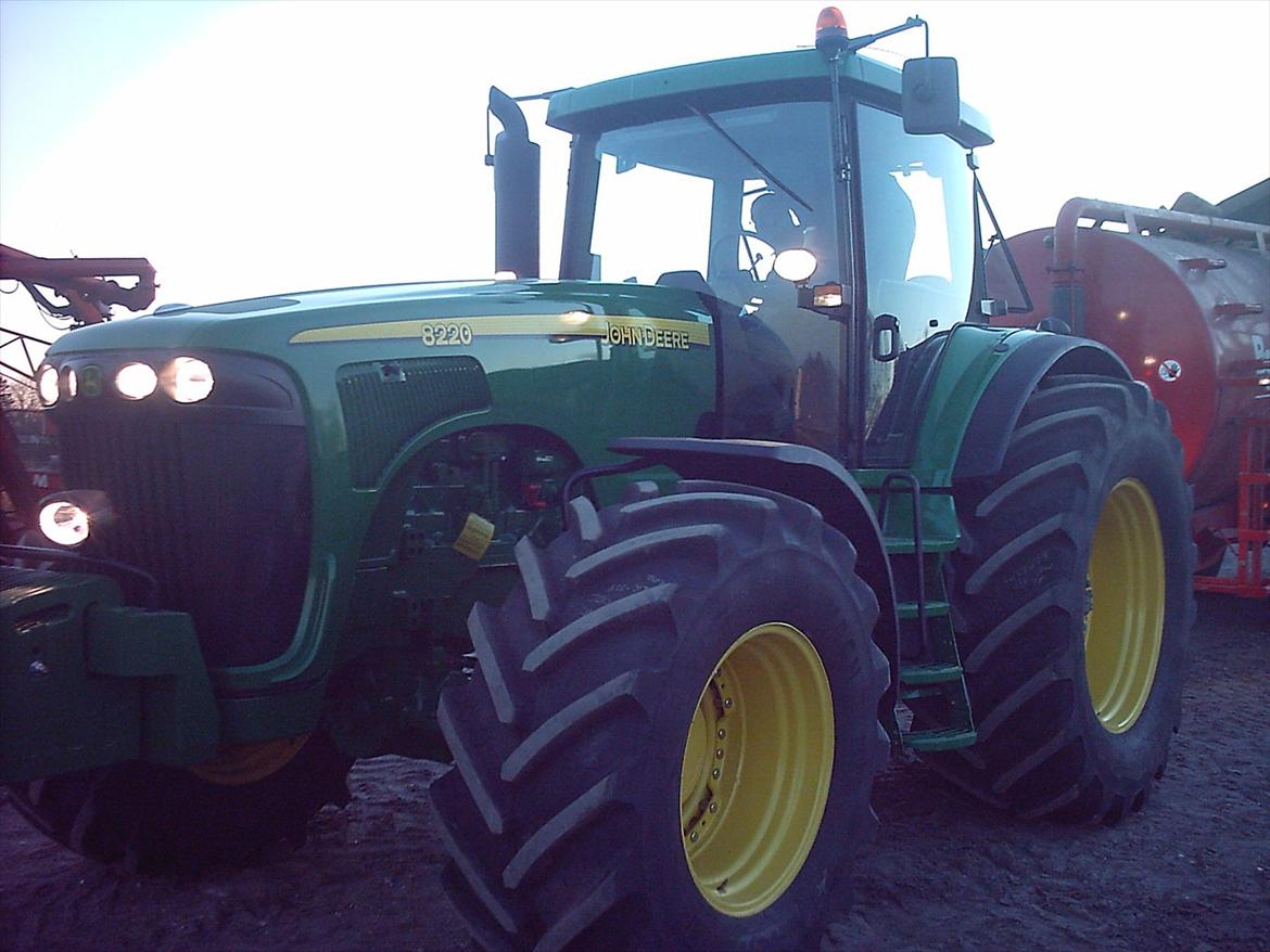 John Deere 8220 - Levering 2005 billede 15