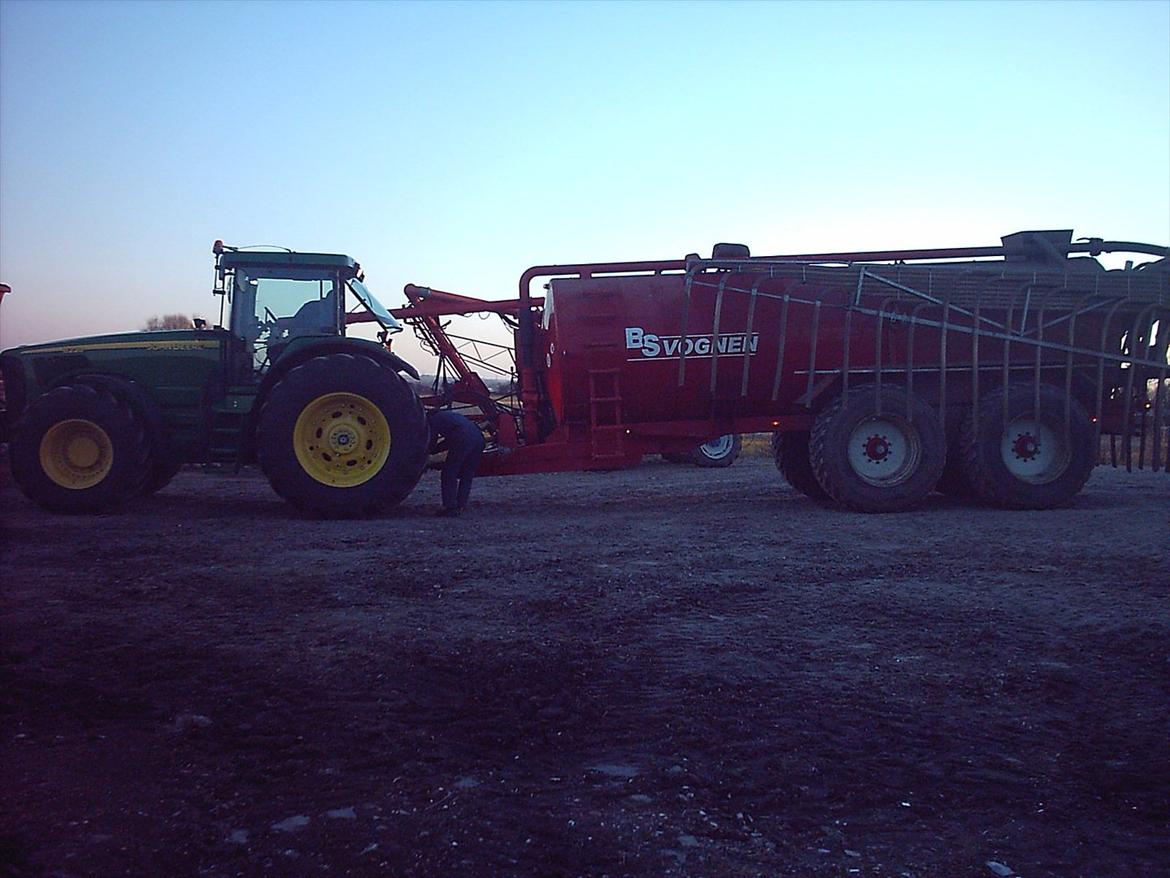 John Deere 8220 - Levering 2005 billede 16