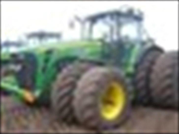 John Deere 8230 - træk i ilskov 2010 billede 4