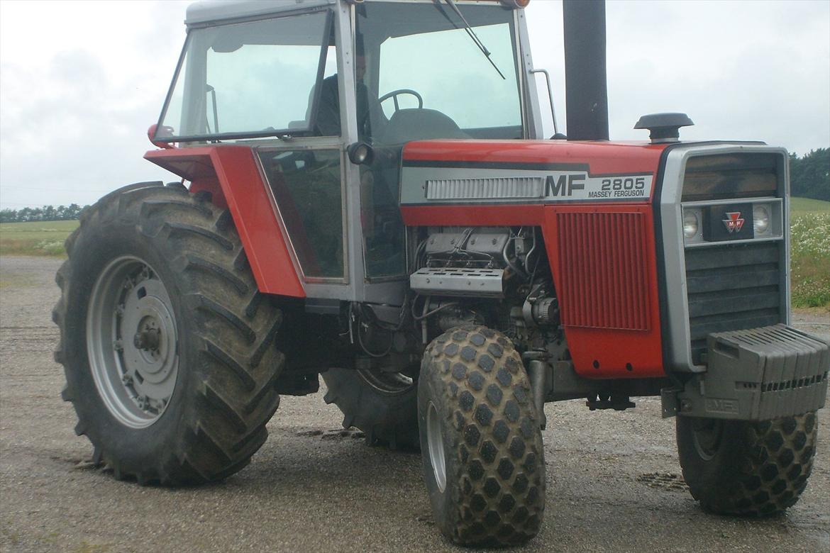 Massey Ferguson 2805 billede 1