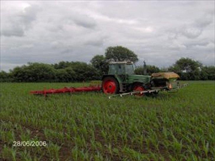 Fendt 311 lsa - såning af grasfrø i mejs  billede 7