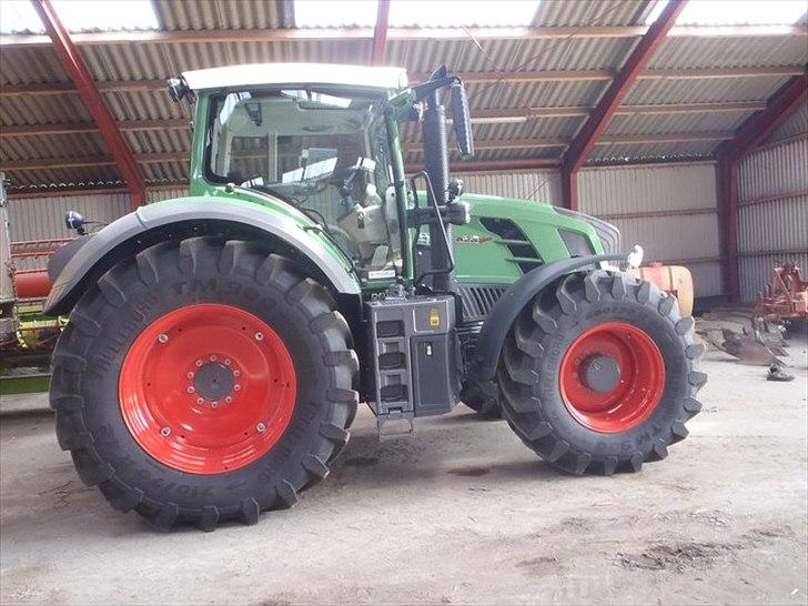 Fendt 828 billede 2