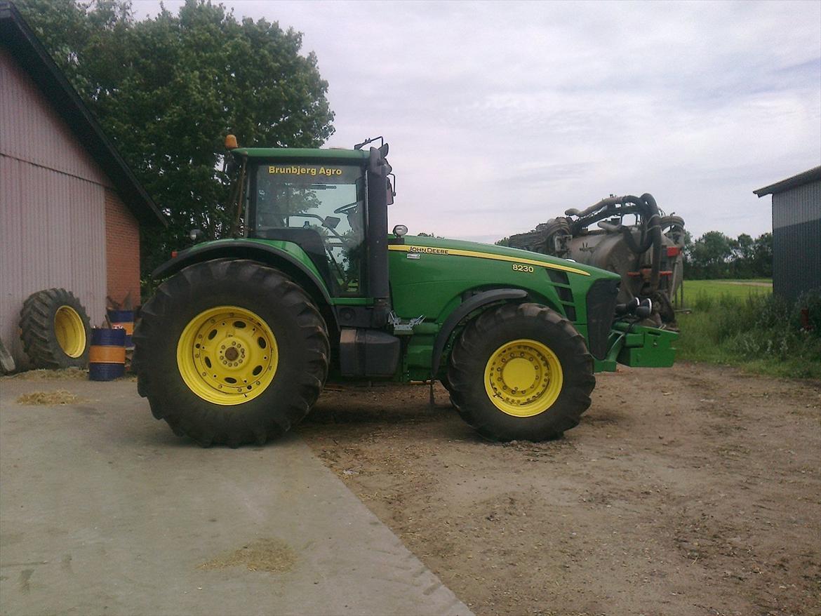 John Deere 8230 billede 4