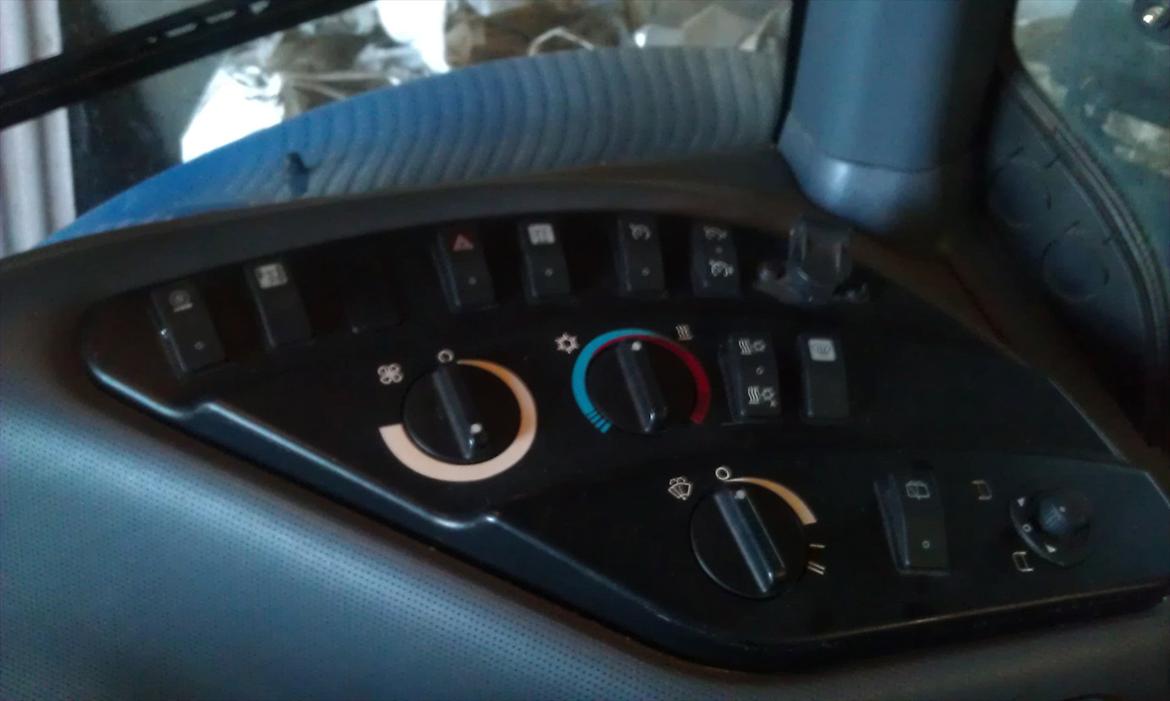New Holland T8020 billede 14