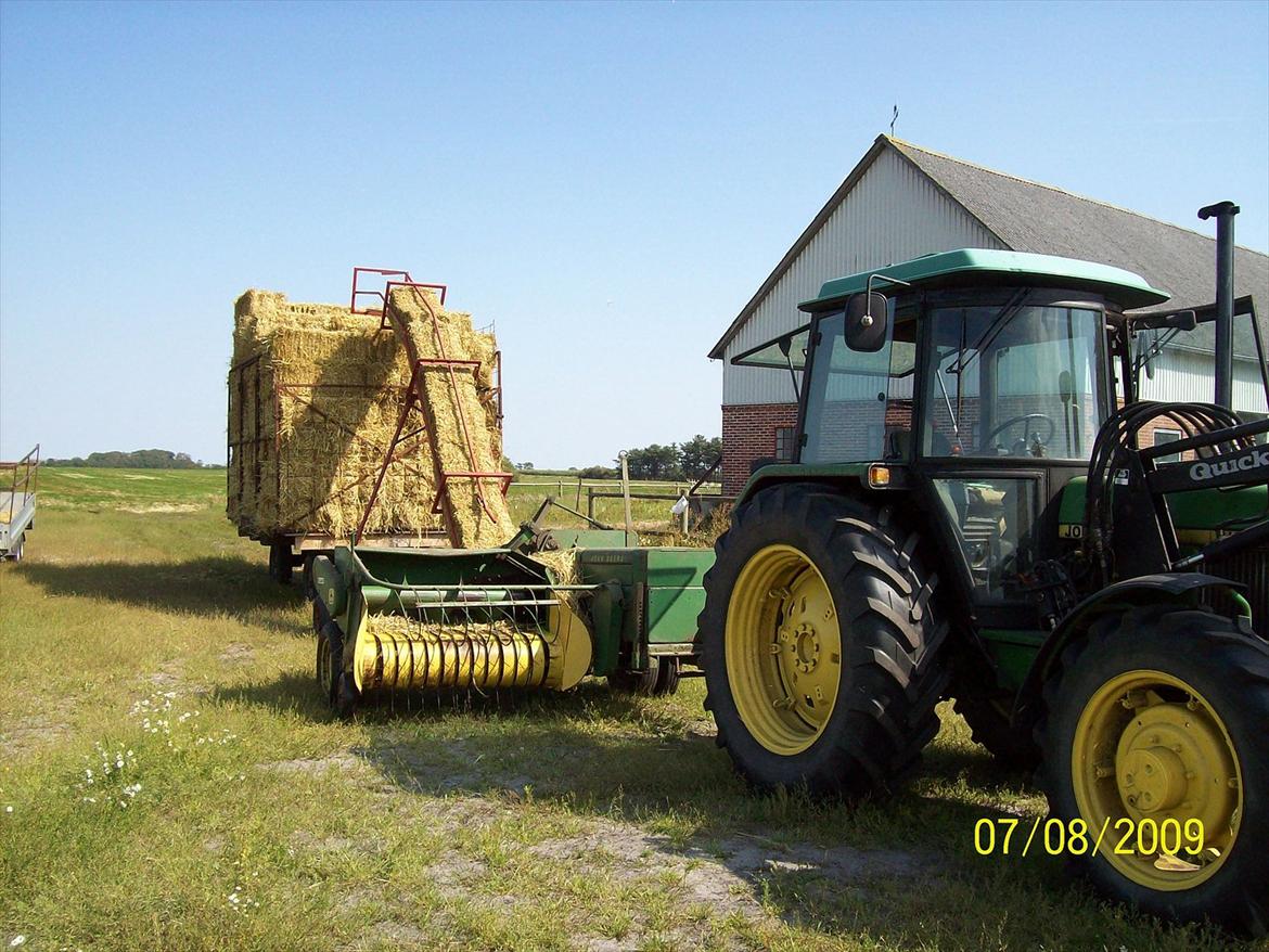 John Deere 2140 billede 2