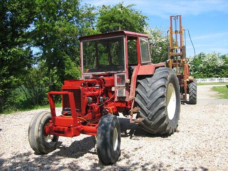 International Harvester 1046 - skulle lige se om hytten stadig kunne være der ;) billede 6