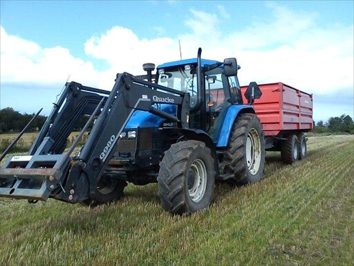 New Holland TS 115 billede 1