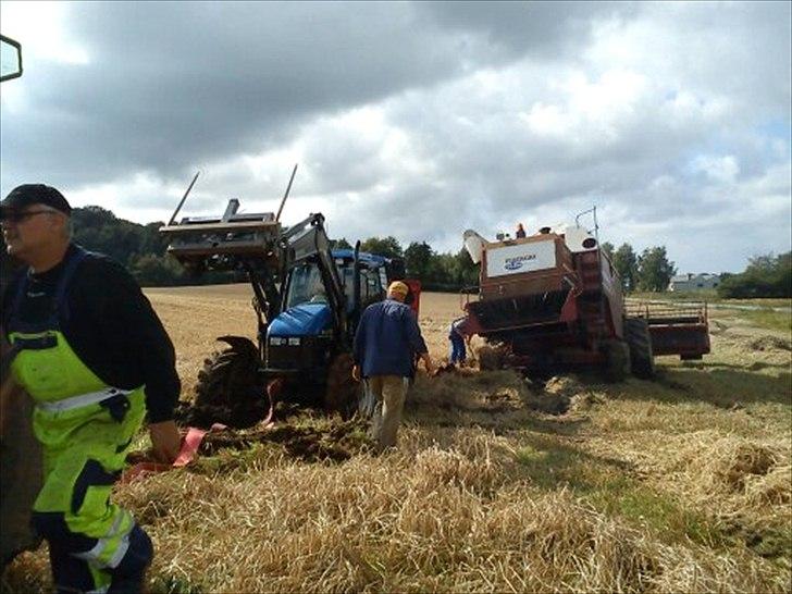 New Holland TS 115 billede 3