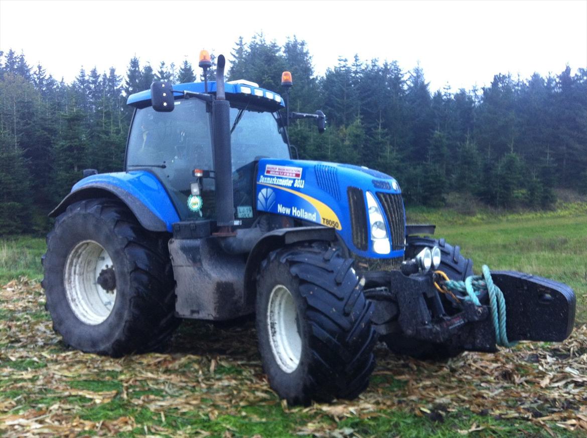 New Holland T 8050 billede 4