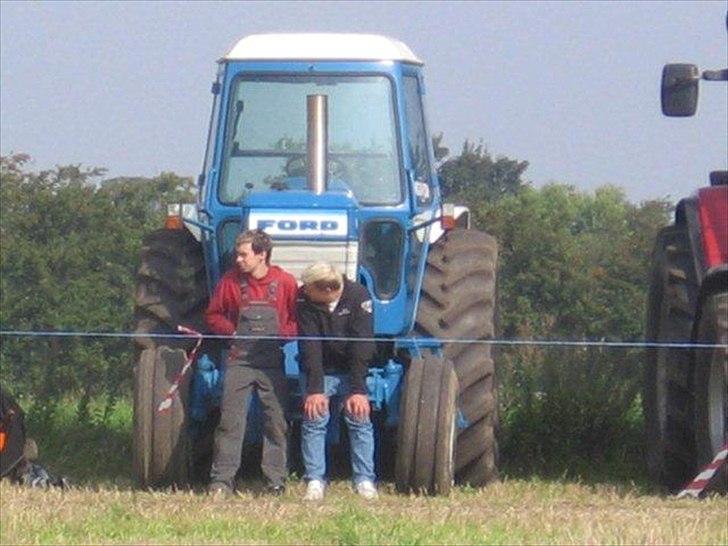Ford Tw 10 billede 4