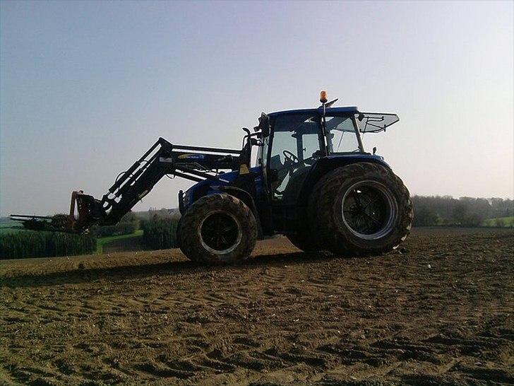 New Holland TL 100 billede 4