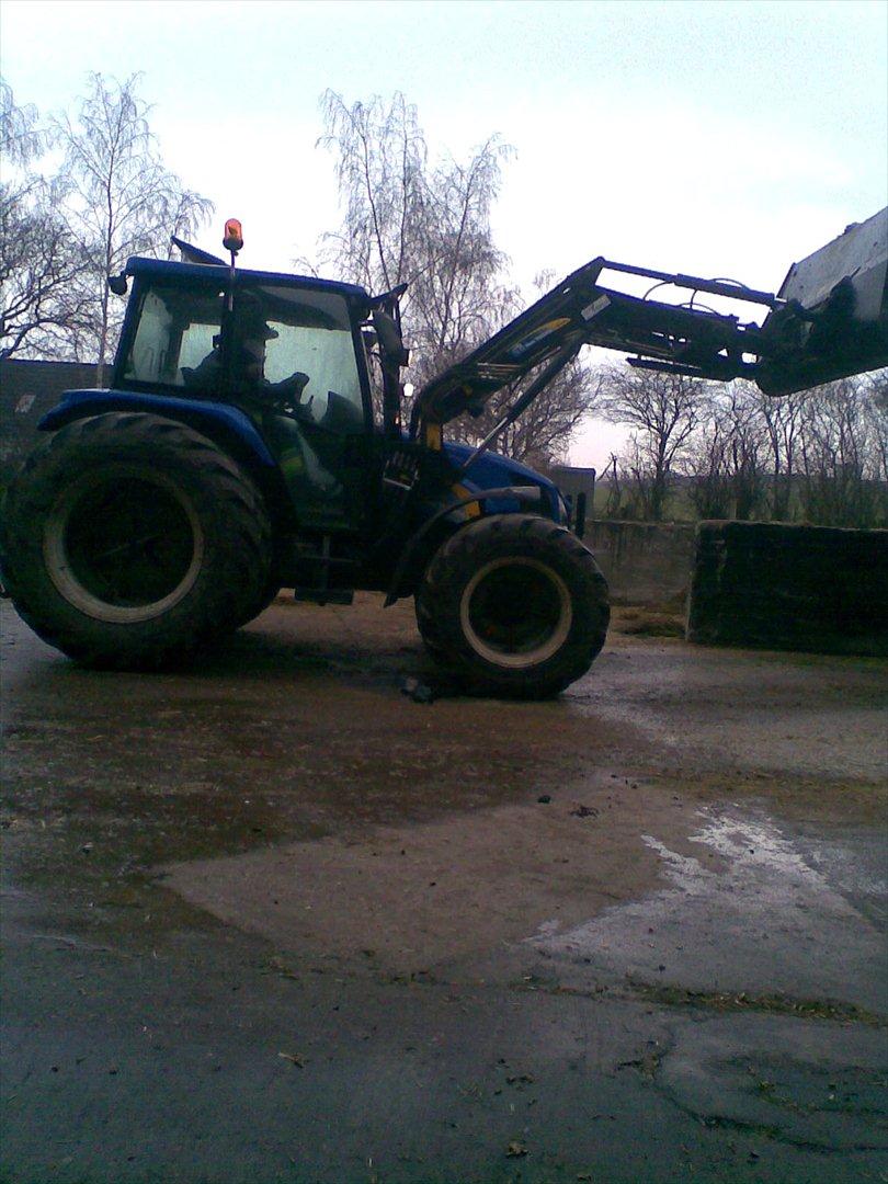 New Holland TL 100 billede 7