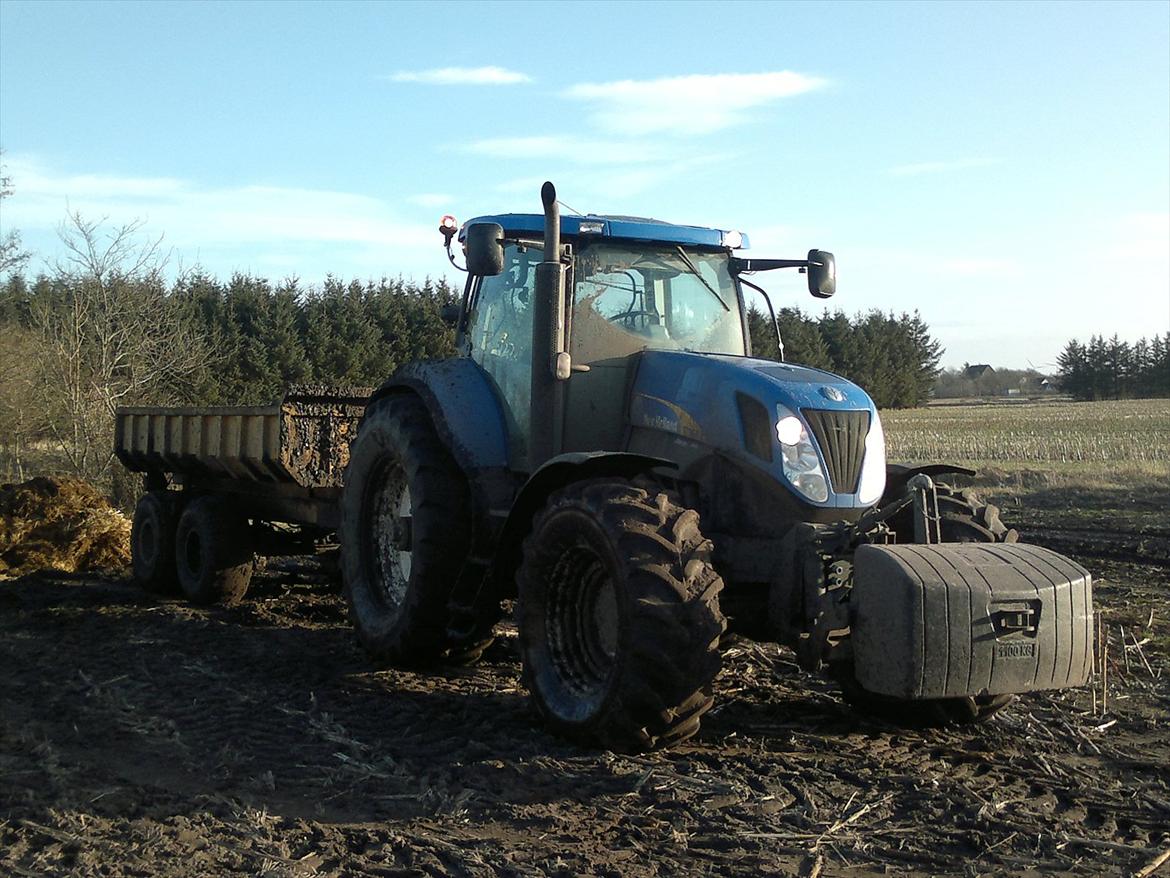 New Holland T7050 billede 1