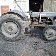Massey Ferguson 26