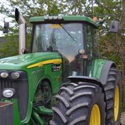 John Deere 8420