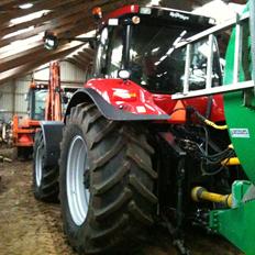 Case IH magnum 335
