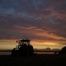 John Deere 8520