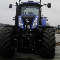 New Holland T8360