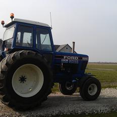 Ford 8210