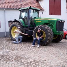 John Deere 8420