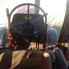 International Harvester 844 XL