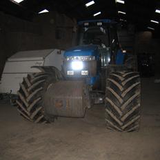 New Holland 8970