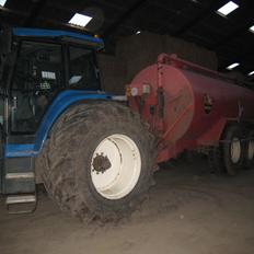 New Holland 8970