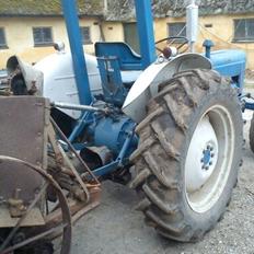 Fordson Super Dexta