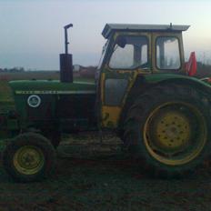John Deere 2020
