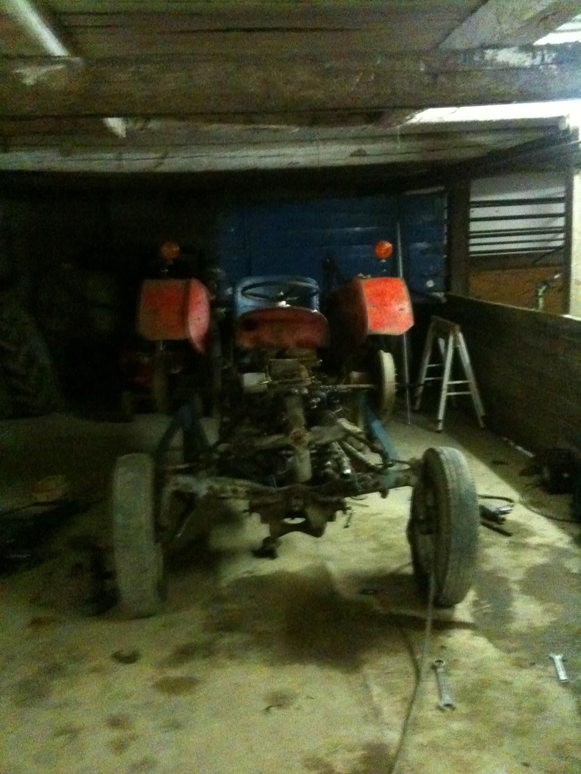 Massey Ferguson 35 K - Da vi begyndte at skilde ad. billede 2