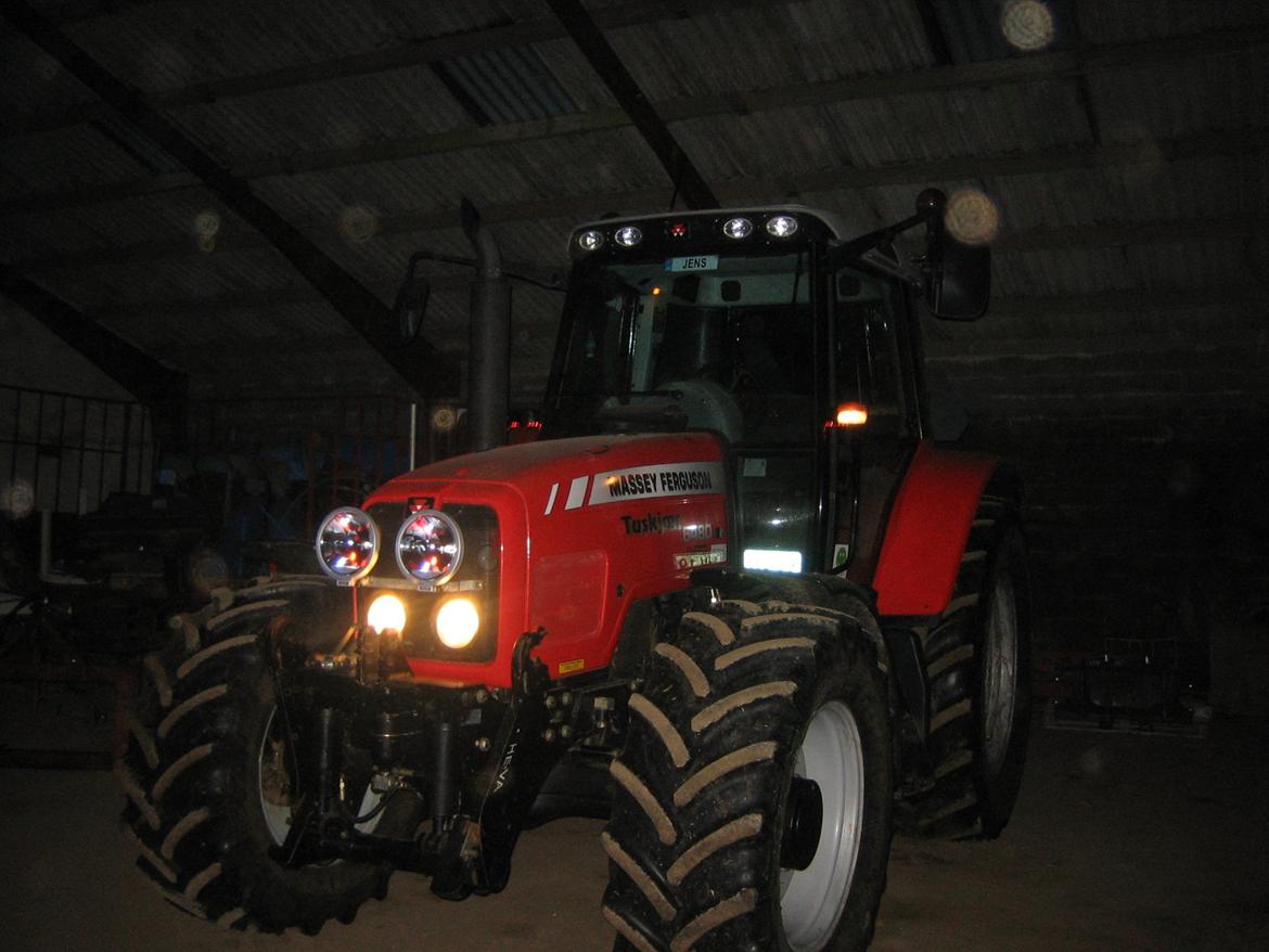 Massey Ferguson 6480 billede 1