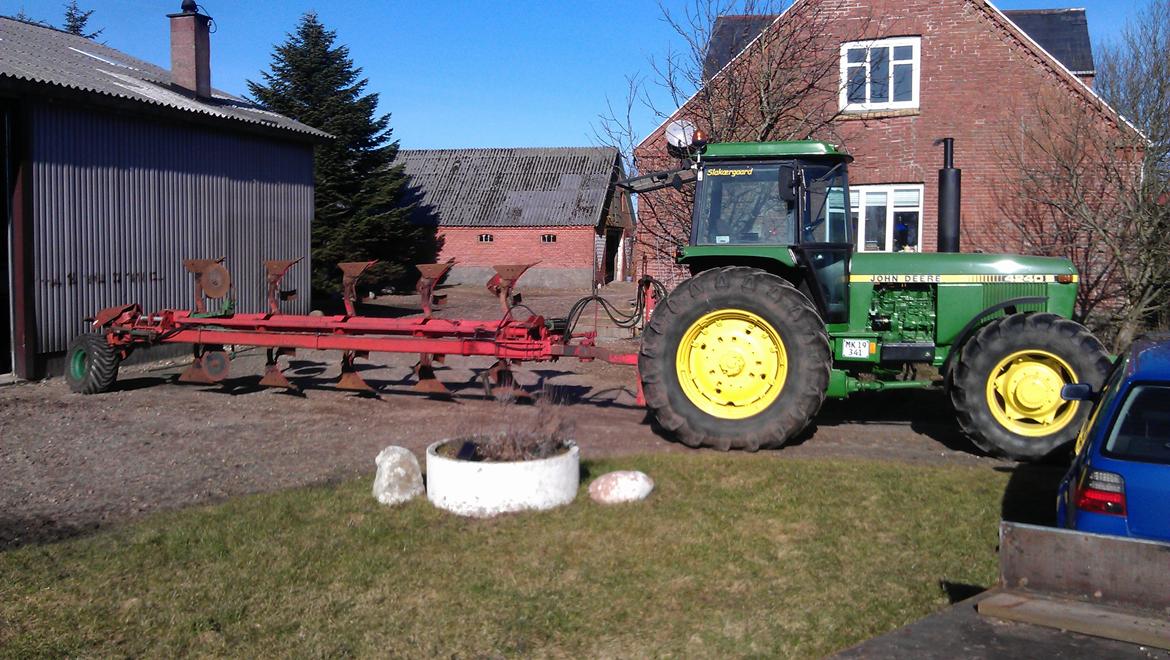 John Deere 4240S - Klargøring til forårs arbejde 2012
 billede 18