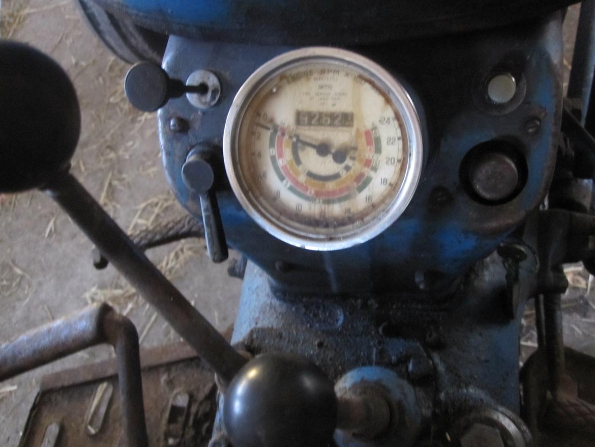 Ford super dexta billede 8