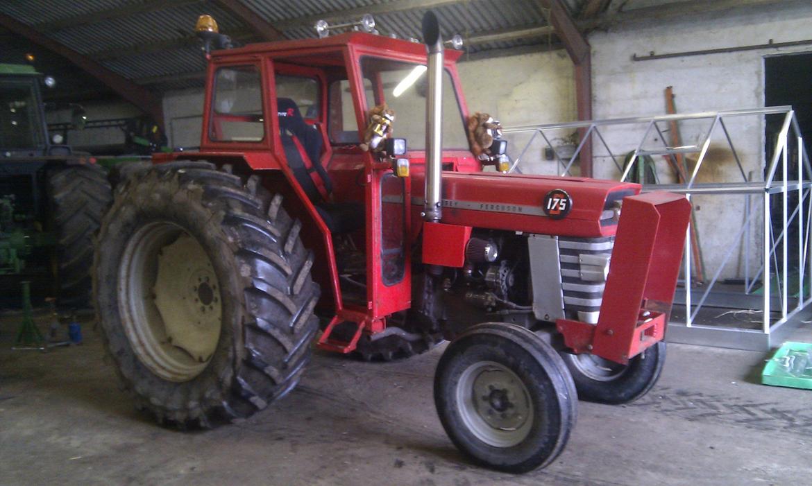 Massey Ferguson 175s billede 1