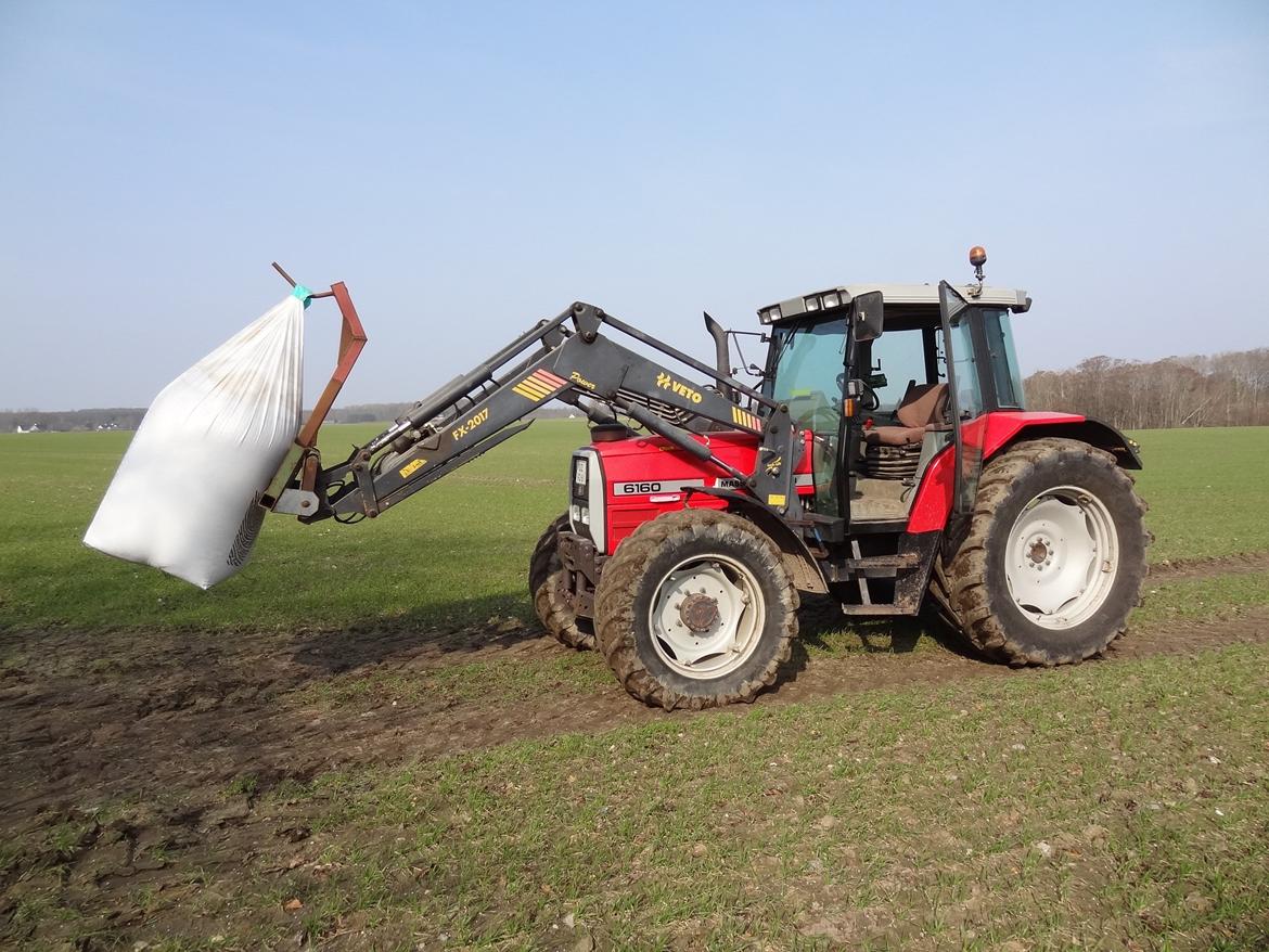 Massey Ferguson 6160 billede 1