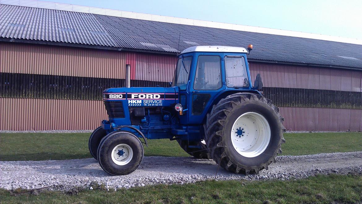 Ford 8210 billede 4